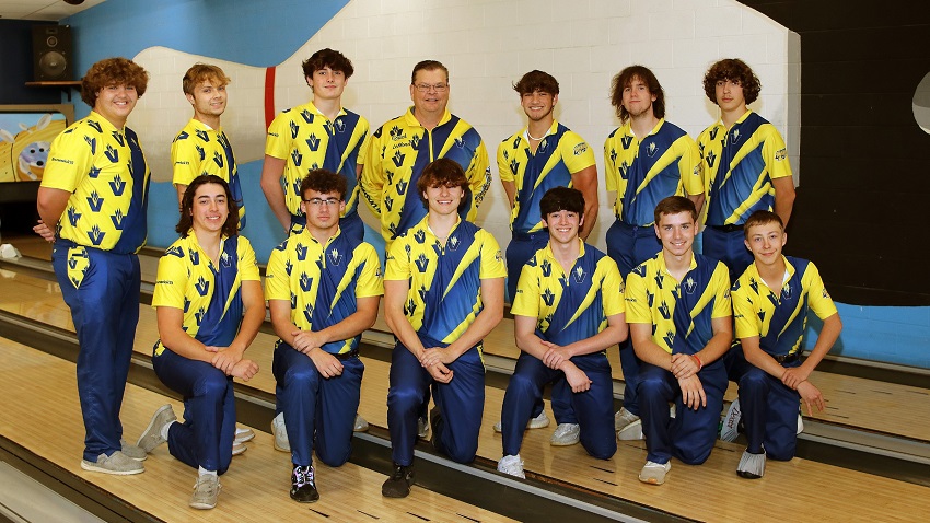 Russell takes seventh, Blazers Bowling season ends at USBC Sectionals